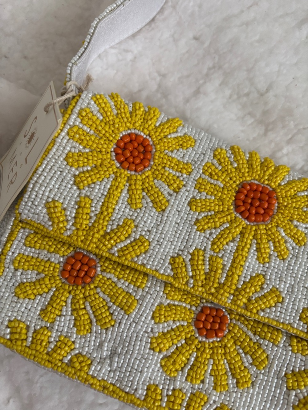 Solmer Beaded Daisy Shoulder Bag - Picture 9 of 9